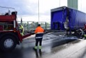 Schwerer LKW VU PKlemm A 4 Rich Olpe auf der Rodenkirchener Bruecke P460